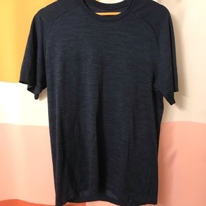 Medium Lululemon Metal Vent Tech Short Sleeve
